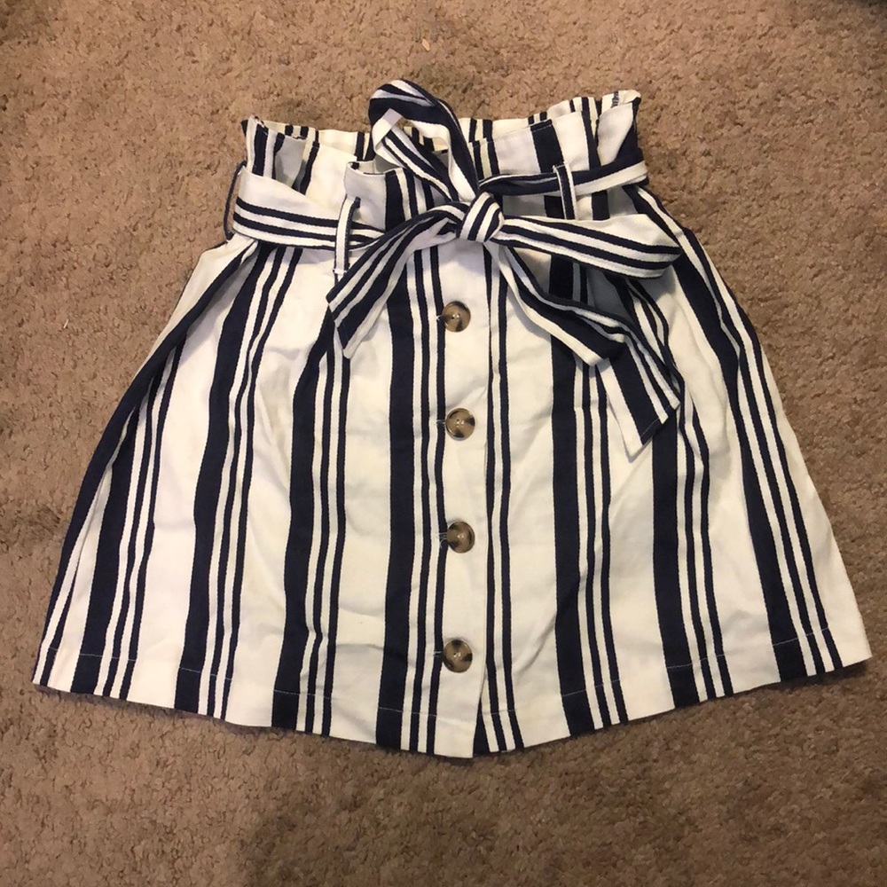 Forever 21 skirt